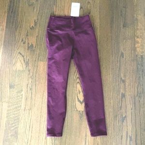 Dark purple 7/8 leggings from Fabletics